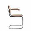 Marcel Breuer "Cesca" Freischwinger Stuhl, mit Armlehnen.
