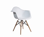 Eames Plastic Armchair DAW