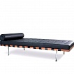 Mies van der Rohe Dad-bed.